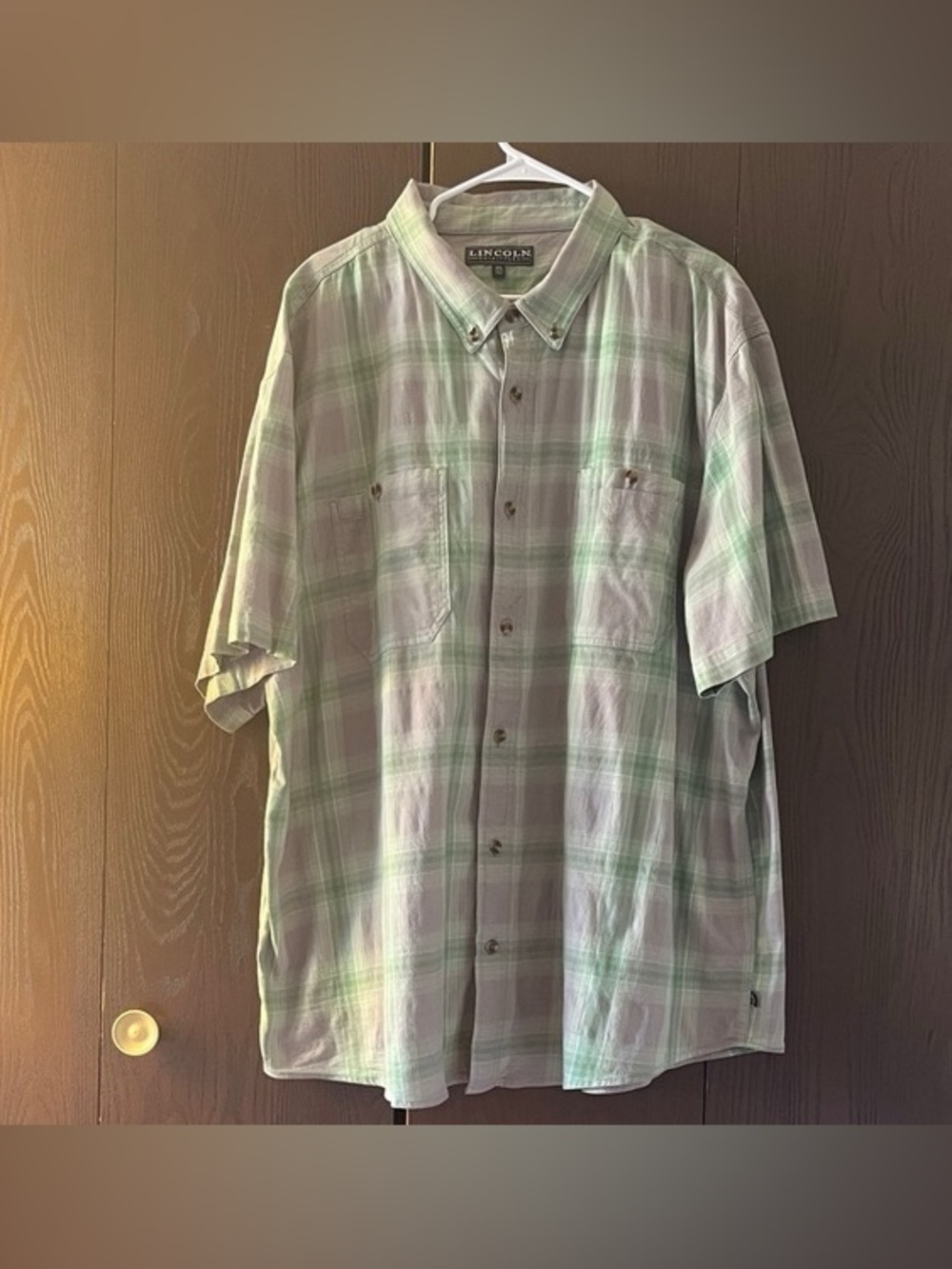 🌹Men’s Green Plaid Short-Sleeve Button-Up Shirt